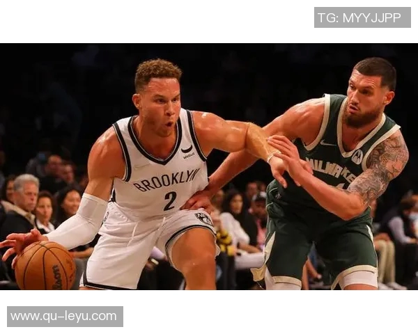 哈克斯称赞鲍威尔球风独特作为老将他让队友们更轻松发挥